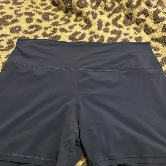 Lululemon periwinkle Blue align biker shorts - Picture 2 of 6